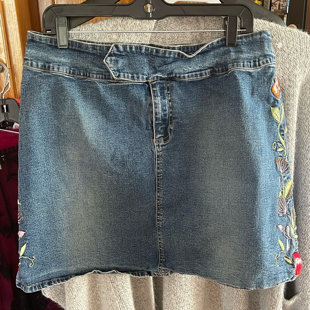 Sunshine Apparel Flower Butterfly Embroidered Stretch Denim Skirt size 16W